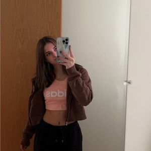 Meet your Posher, Madison